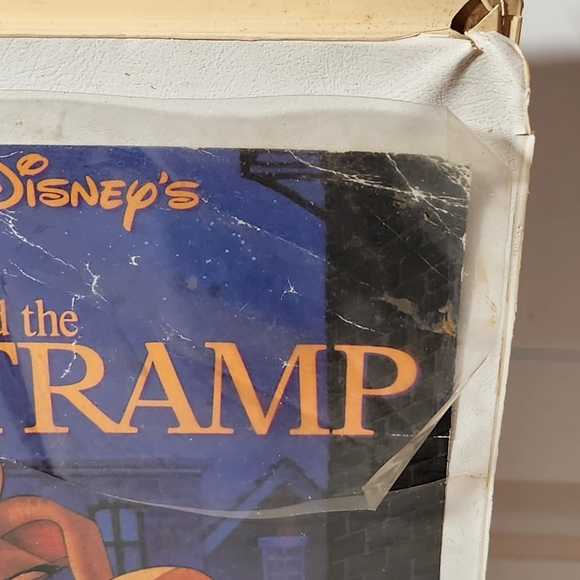 Disney Black Diamond Classics Lady and the Tramp VHS Tape - Picture 2 of 12